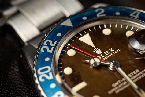 when did rolex start using ceramic bezels